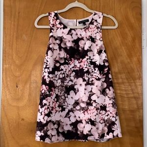 EUC Banana Republic Floral Blouse Size: L